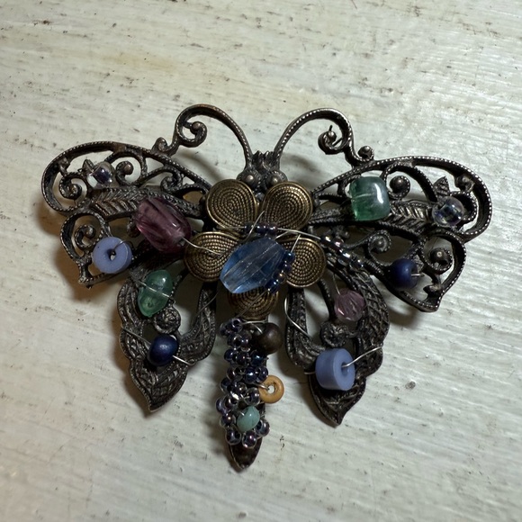 Vintage Filigree Butterfly Brooch – Hand-Wired Stones & Glass Beads - Picture 2 of 4